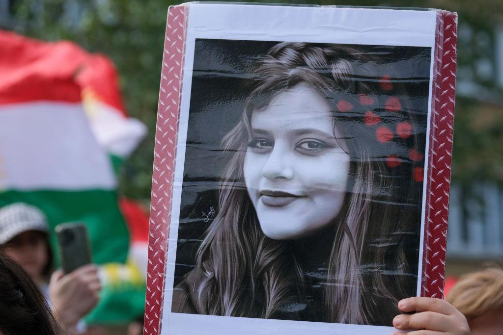Iran: Mahsa Amini's Family Stopped From Traveling for EU Award