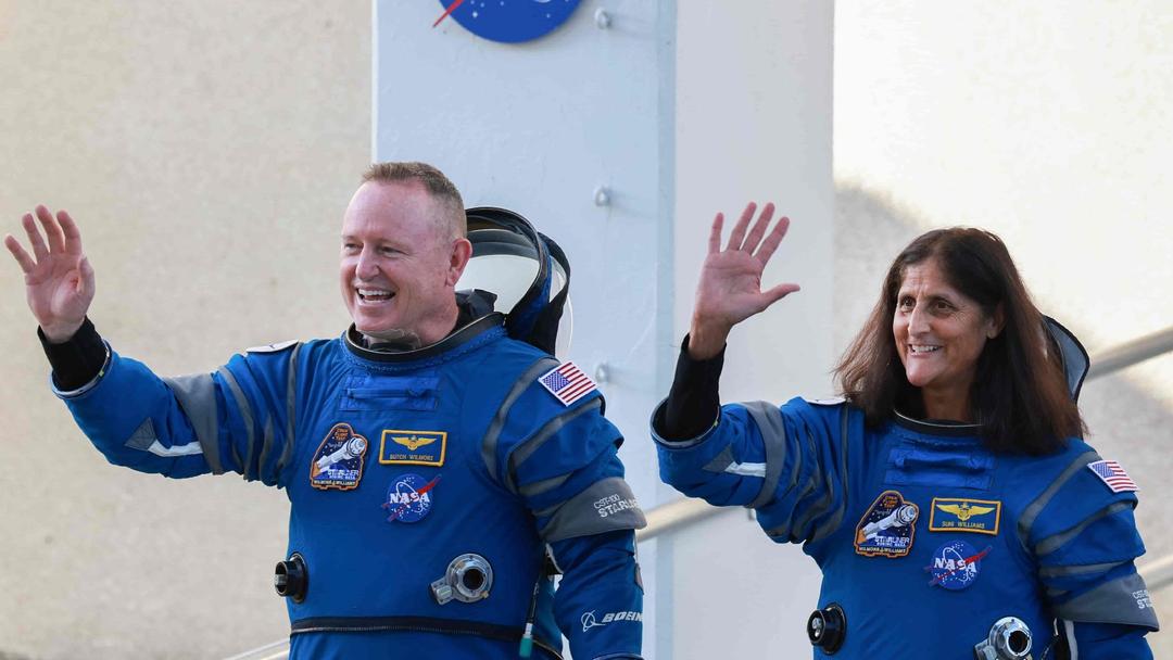 NASA-Boeing Astronauts to Return in SpaceX Capsule in 2025