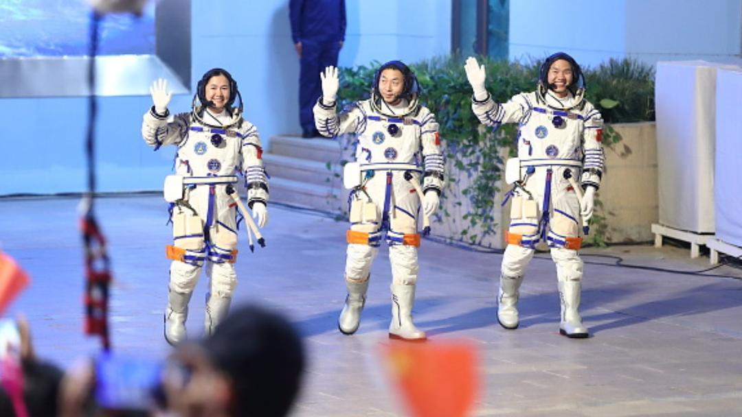 China Launches New Crew to Space Station