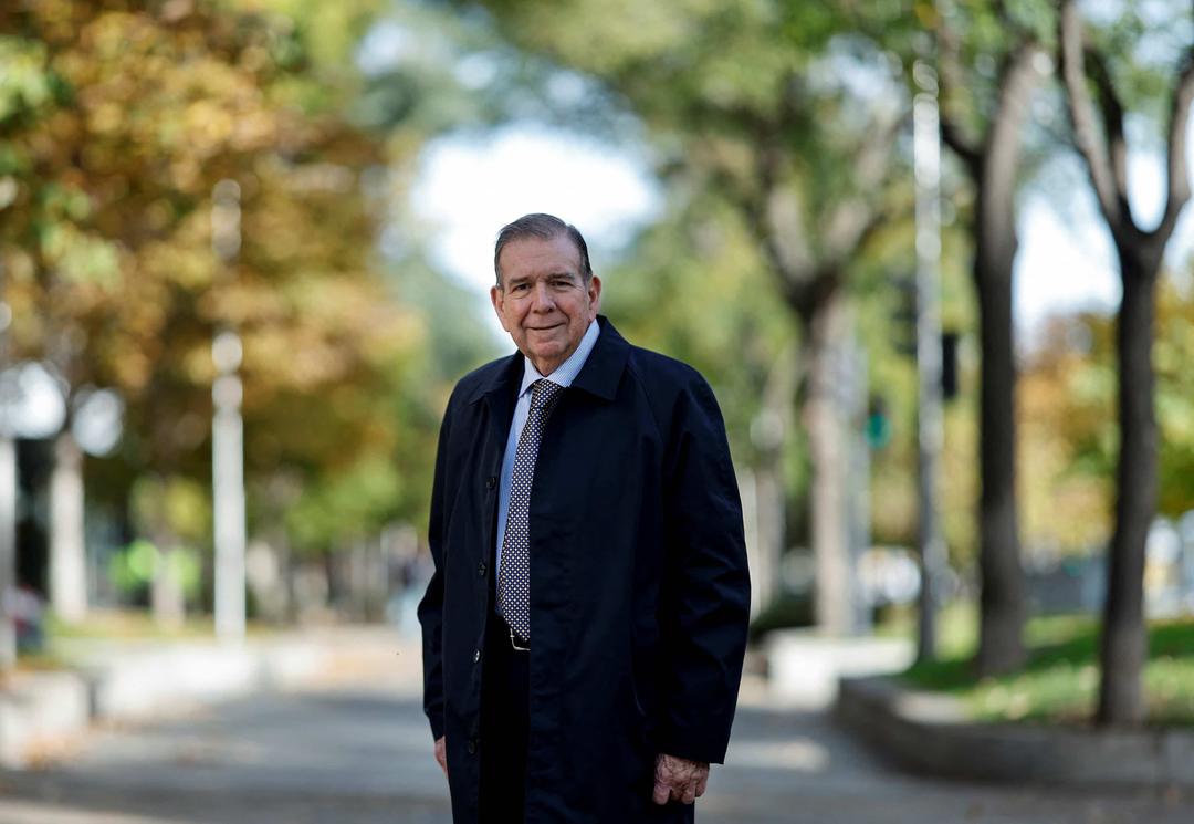 US Recognizes Venezuela's Opposition Leader as President-Elect