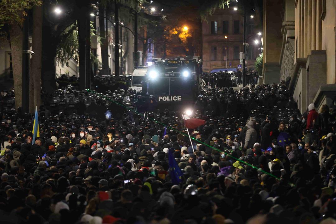 Georgia Protesters Clash with Police After EU Membership Talks Suspended