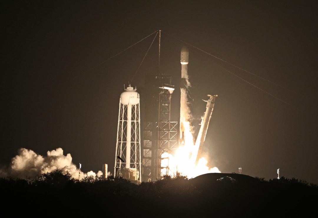 SpaceX Launches Two Private Lunar Landers