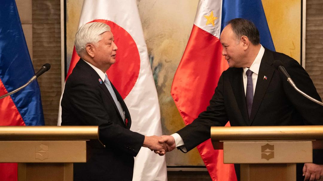 Japan-Philippines Forge Defense Pact Amid China Tensions