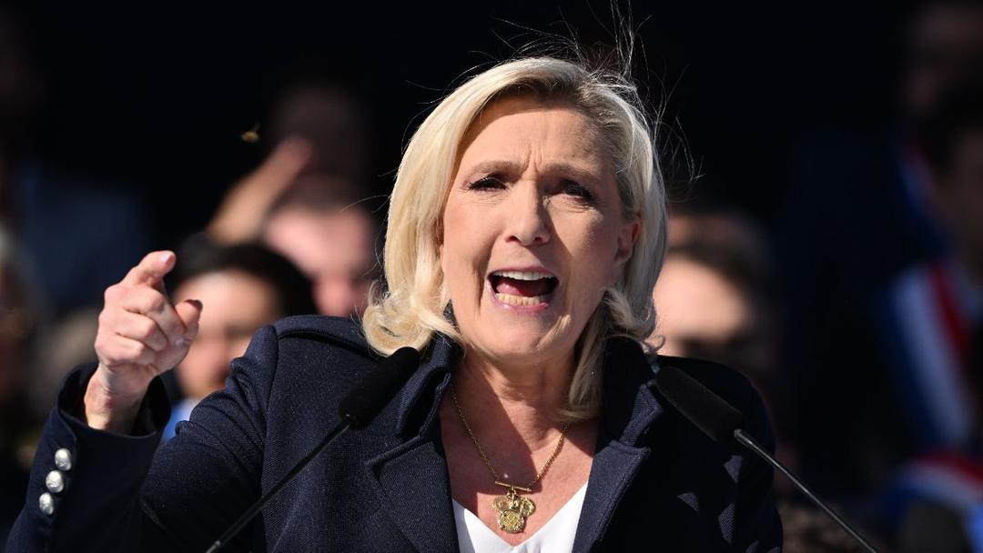 France: Le Pen Vows to Fight 'Political' Embezzlement Conviction