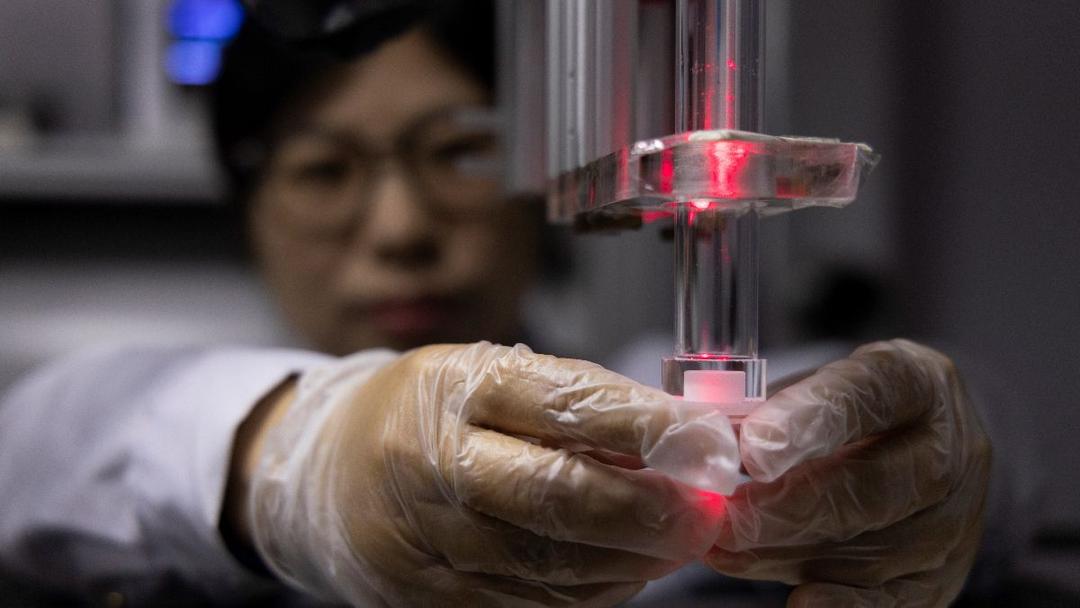 China Opens Moon Rock Access to US Scientists