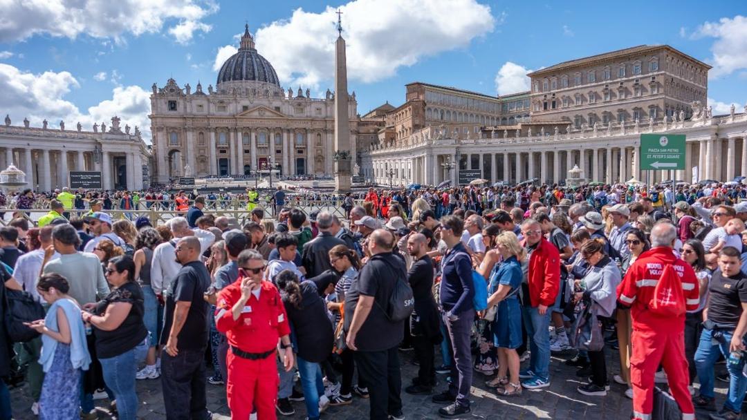 Vatican Preps for Pope's Funeral Amid Diplomatic Tensions