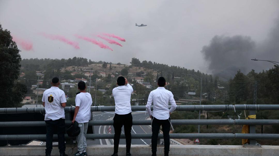 Wildfires Rage Near Jerusalem, Forcing Evacuations