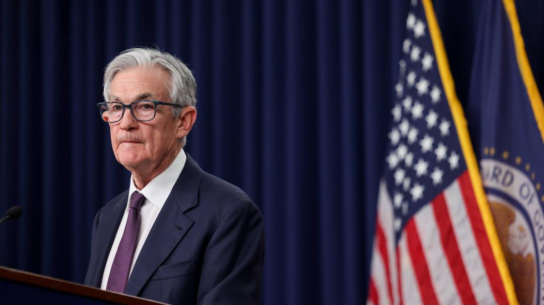 Trump Calls Powell a 'Fool' After Fed Keeps Rate Unchanged