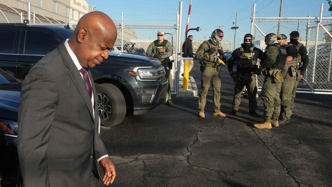 Newark Mayor Arrested at ICE Facility During Congressional Visit