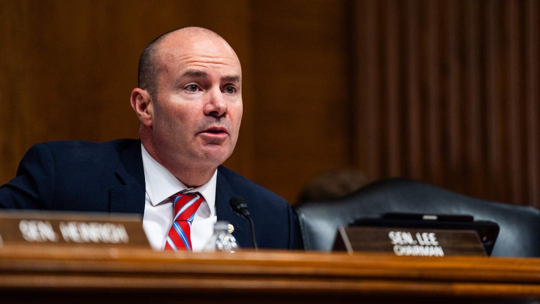GOP Bill Seeks to Redefine Obscenity Under Federal Law