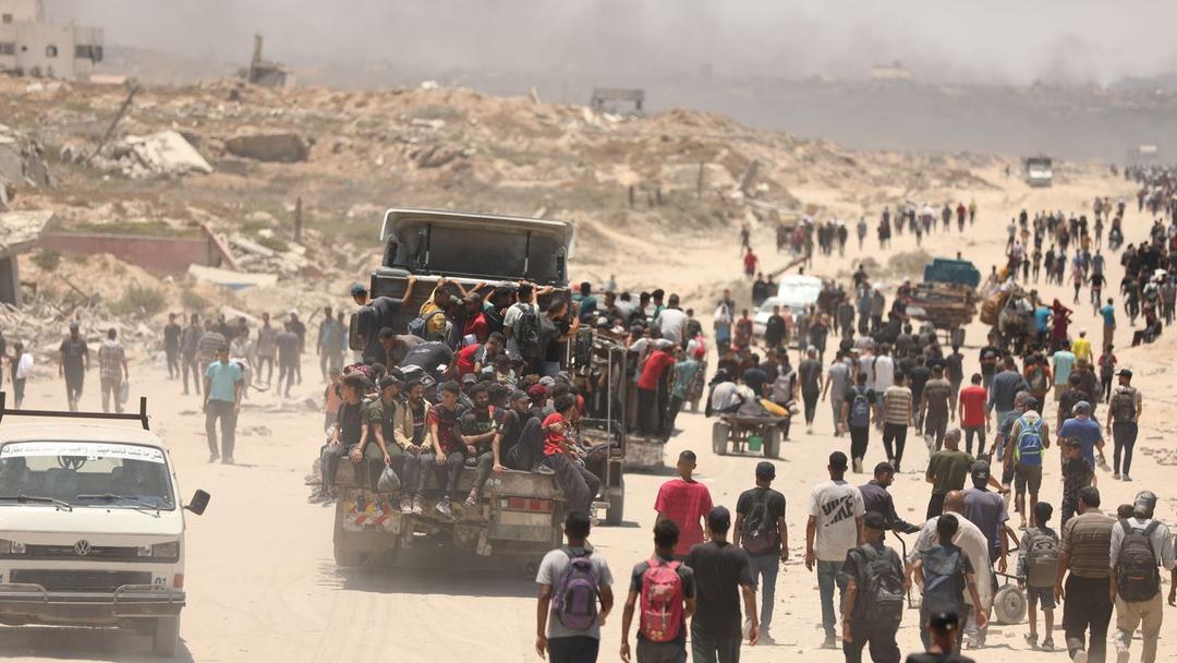 Israeli Strikes Kill 81 in Gaza as Ceasefire Talks Resume
