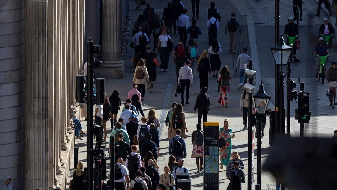 UK Hiring Drops to Record Lows Amid Rising Costs