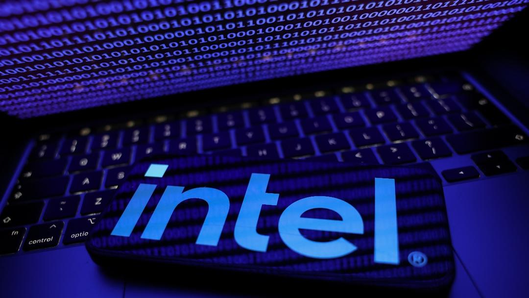 Report: US Mulls Taking Stake in Intel