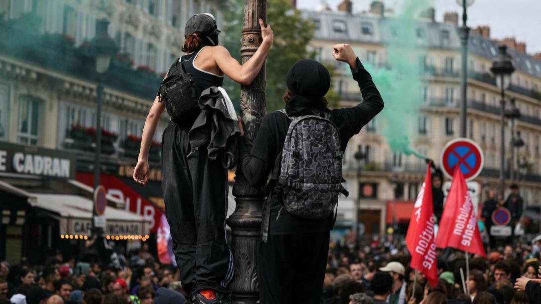 France: Nationwide Protests as New PM Takes Office