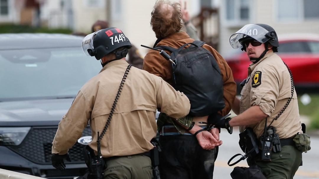 Judge Temporarily Blocks Trump's National Guard Deployment to Illinois