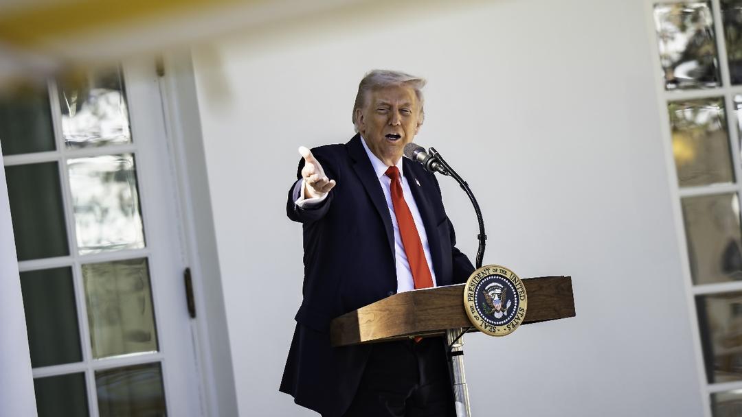 Trump Seeks $230M From Justice Dept. Over Federal Investigations