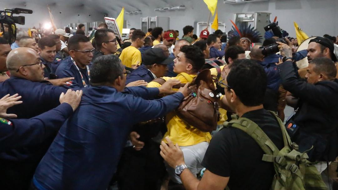 Indigenous Protesters Breach COP30 Summit Venue in Brazil