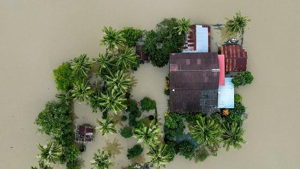 Monsoon Floods Kill Hundreds in Indonesia, Thailand, Malaysia