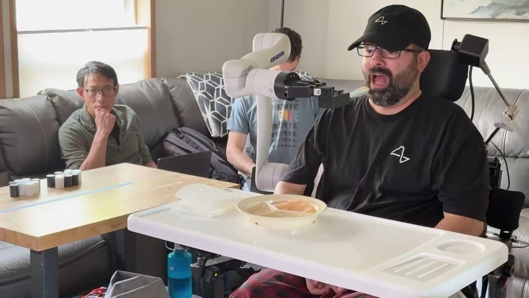 Neuralink Patients Control Robotic Arms Using Thoughts