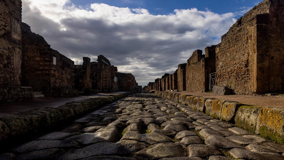 Study: Volcanic Eruptions Brought the Black Death to Europe