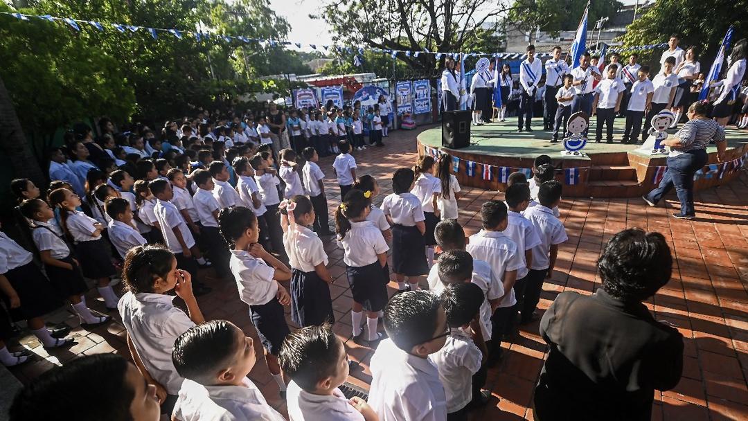 El Salvador Partners With xAI to Launch AI-Powered Education Program